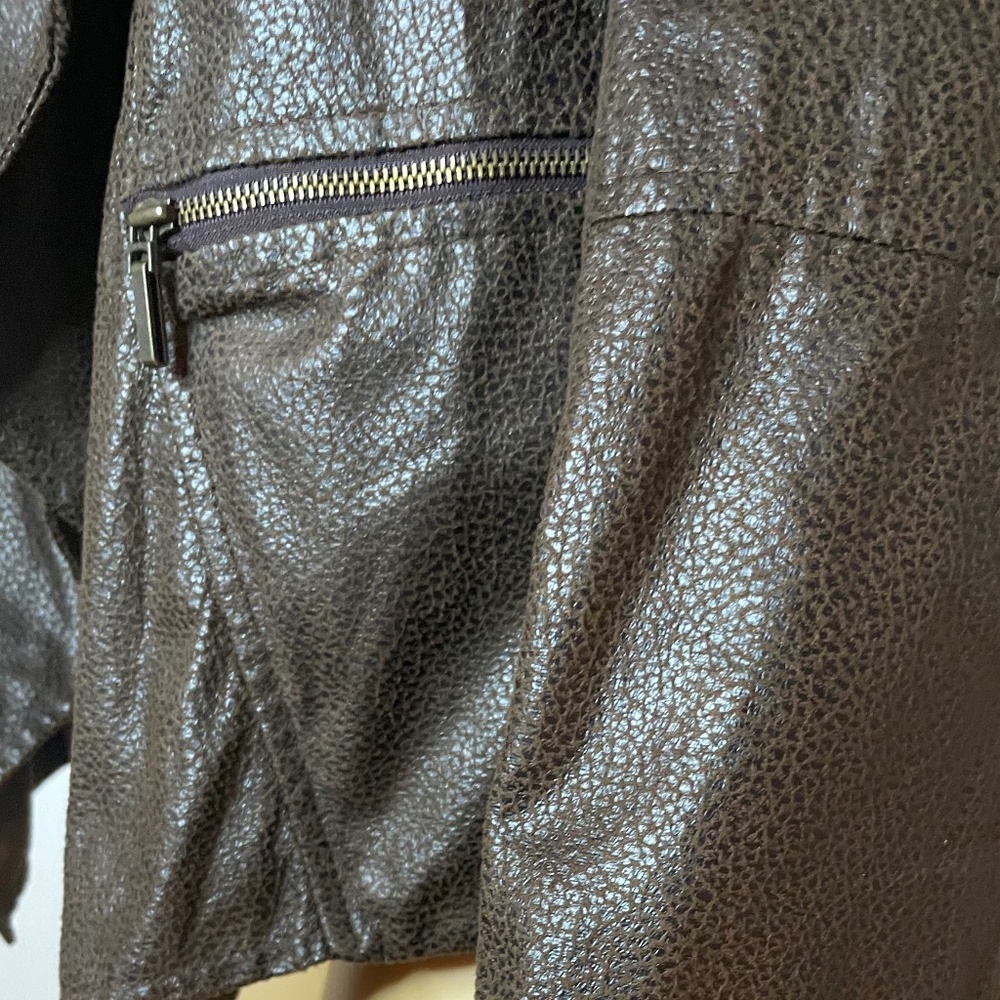 Vintage vegan brown snake printed brown jacket! - Picture 9 of 16